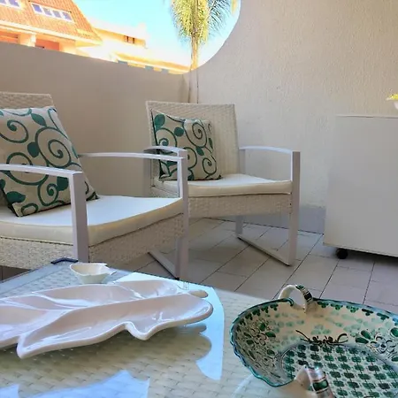 Baia Degli Dei - Living La Nike Appartement *